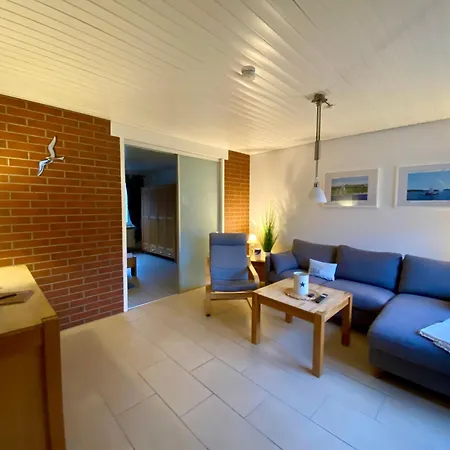 Apartment Gluecksburg-ruedeheck